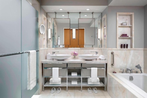 The Ritz-Carlton Toronto image 24