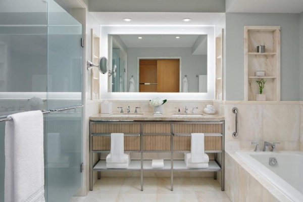 The Ritz-Carlton Toronto image 25